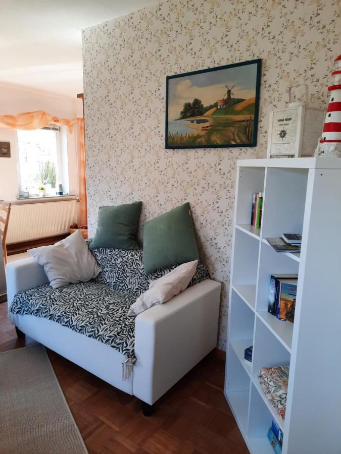 Ferienhaus In Buesumer Deichhausen - Buesum An Der Nordsee Fuer Bis Zu 9 Personen Экстерьер фото